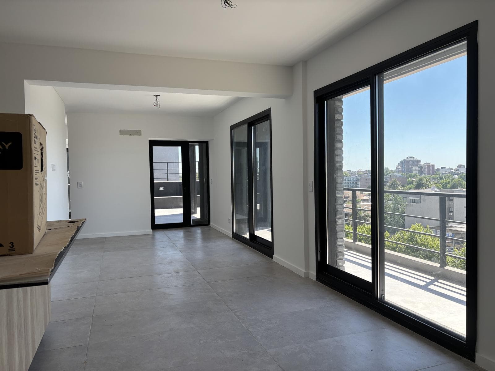 Tigre 2 AMB. Garage. Private Pool. Completed