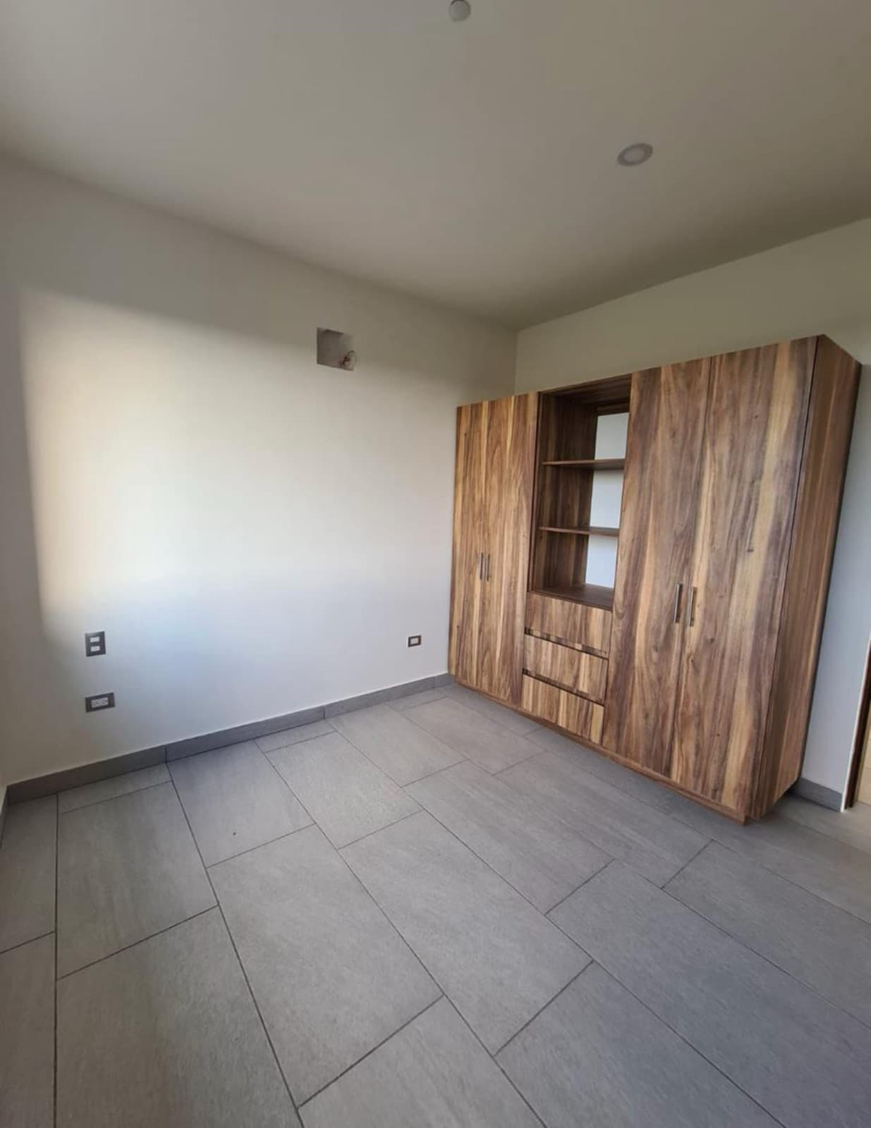 Apartment - Superblock 312