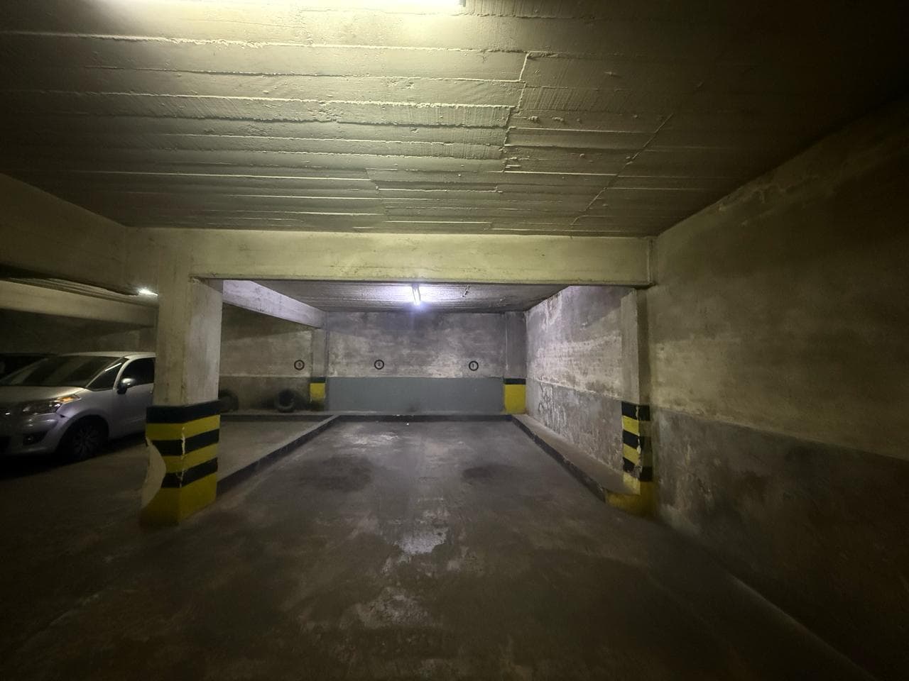 FOR SALE - Garage building - Downtown, Rosario.
