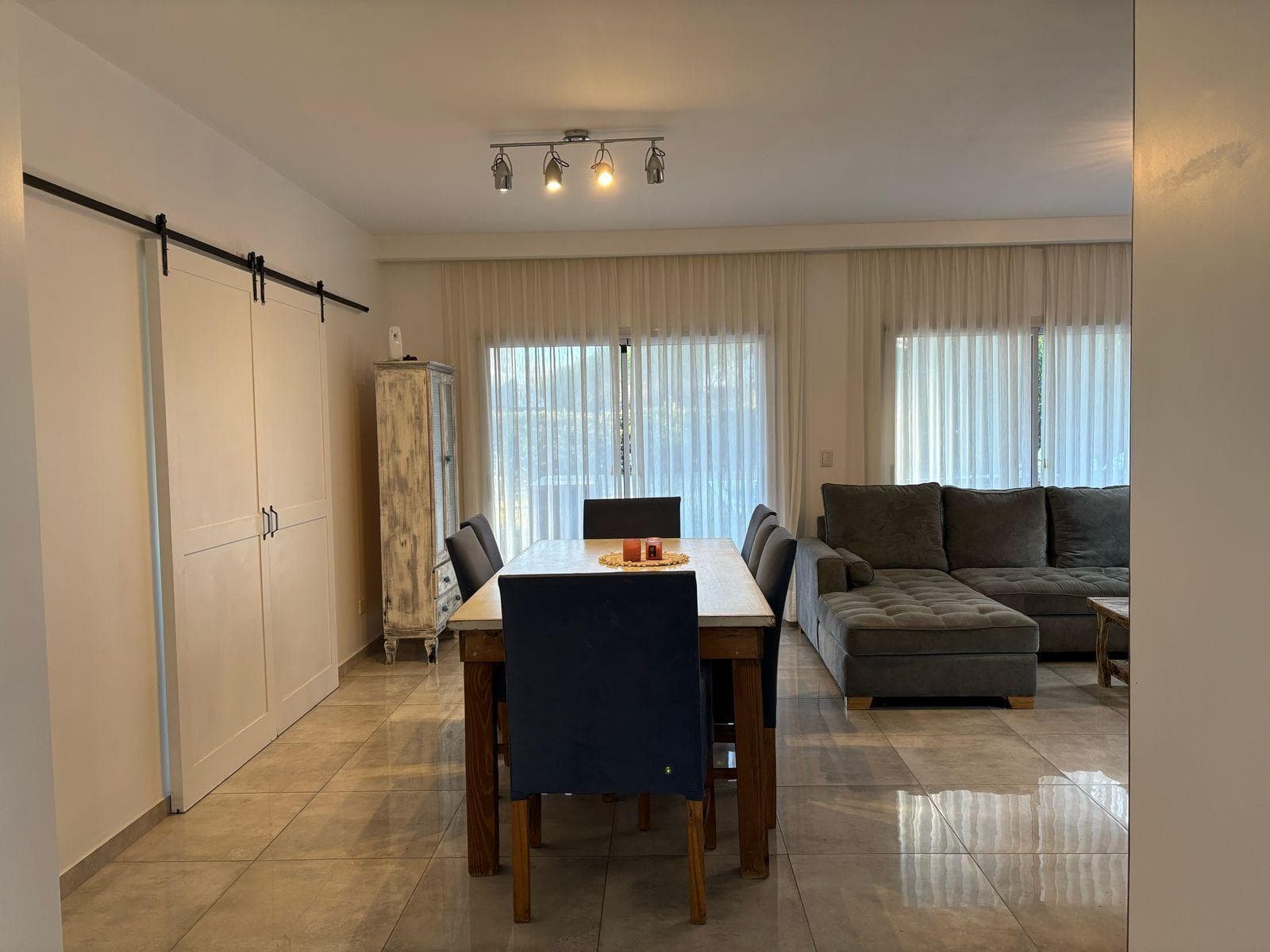 House for Sale - 5 Bedrooms in Harás Santa María, Los Eucaliptus