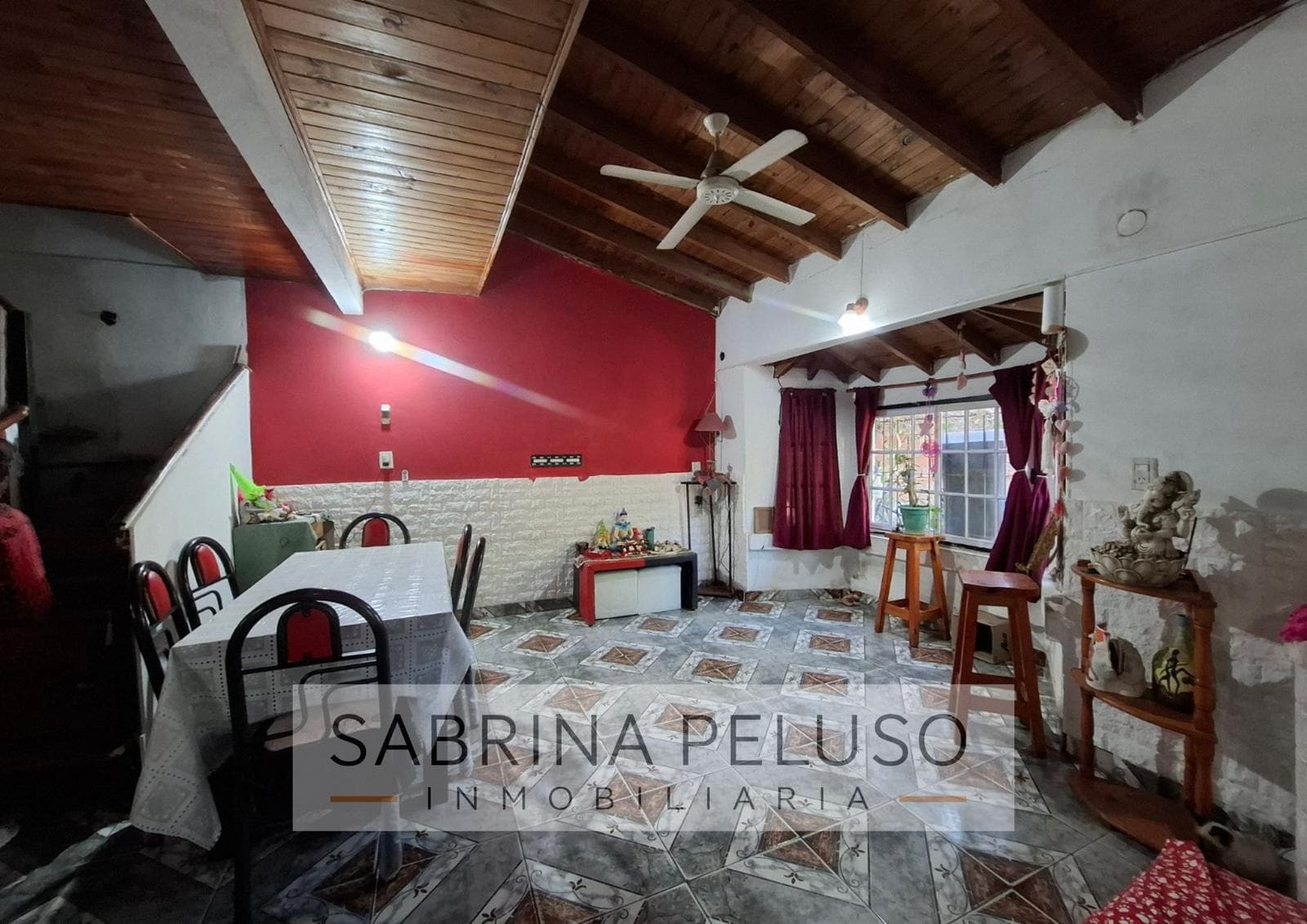 House for Sale in Moreno