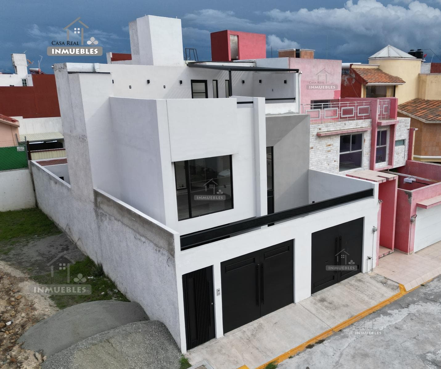 House for Sale in La Moraleja Subdivision