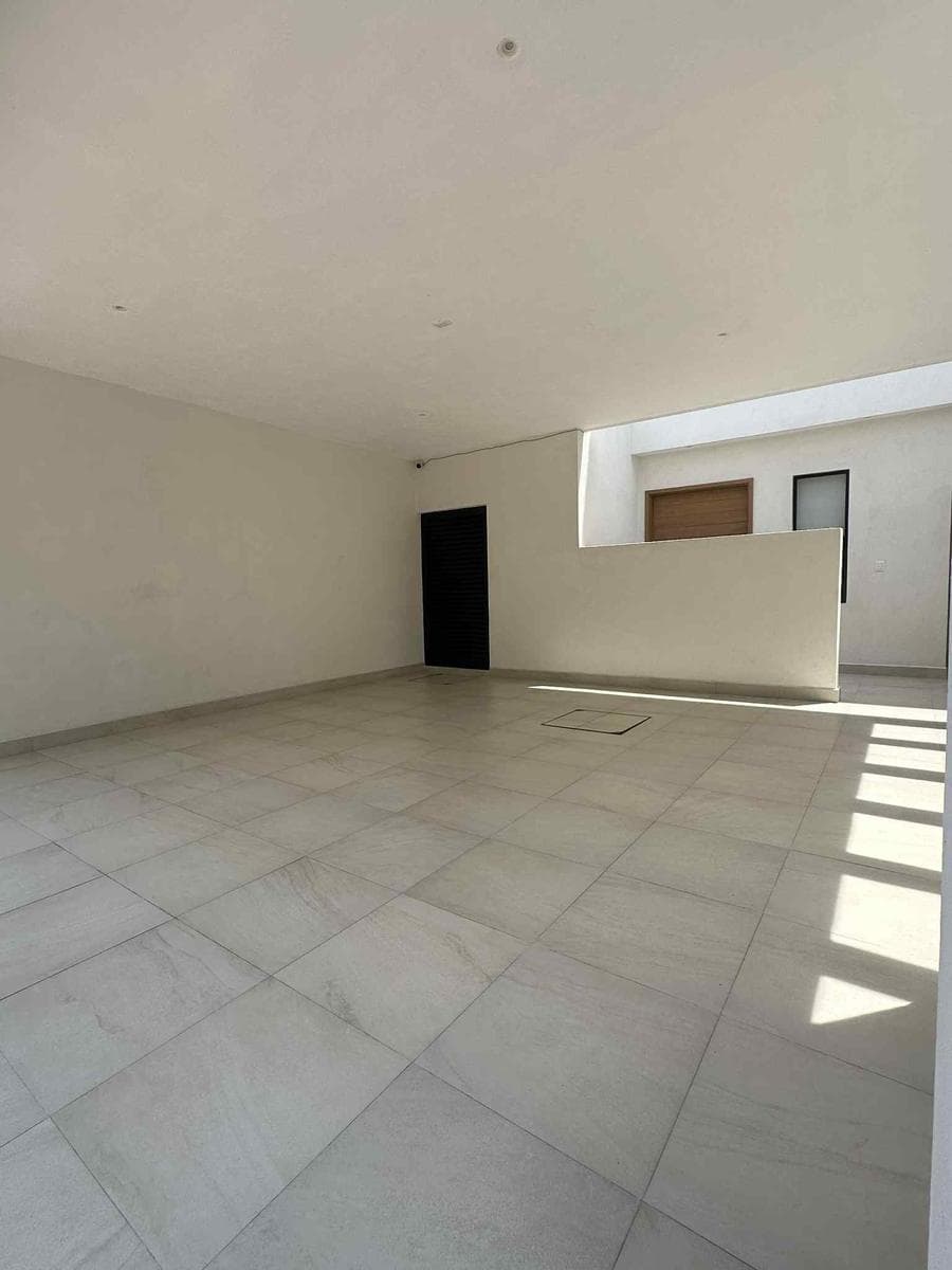 House for Sale in La Escondida, Velamar