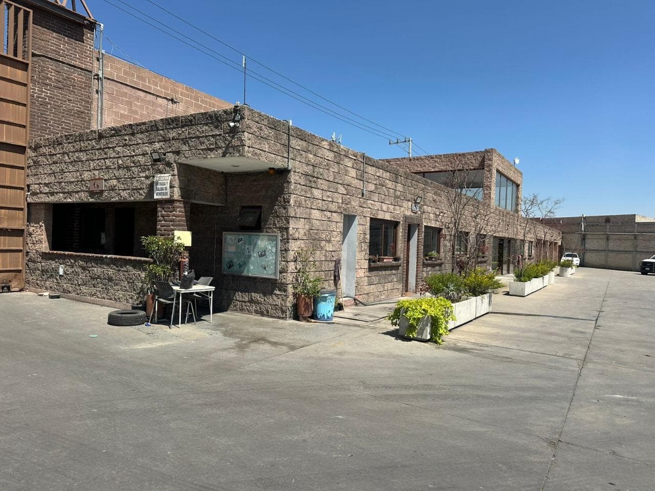 LAND ON THE CHAPALA HIGHWAY