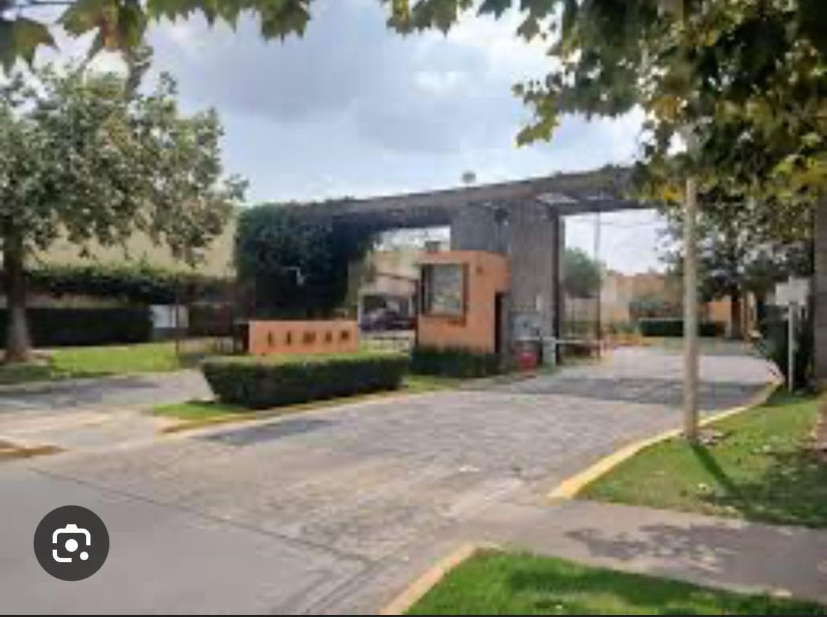 LAND IN THE COTO LEMAN SUBURBAN COMMUNITY