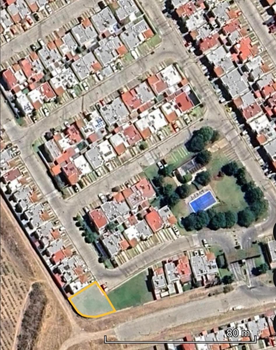 LAND IN EL CAPESTRE