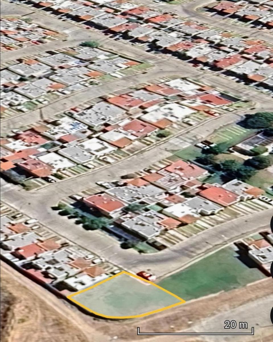 LAND IN EL CAPESTRE