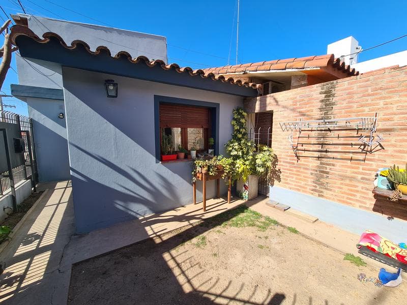 TRIPLEX - B° CÁMARA - TODOS LOS SERVICIOS