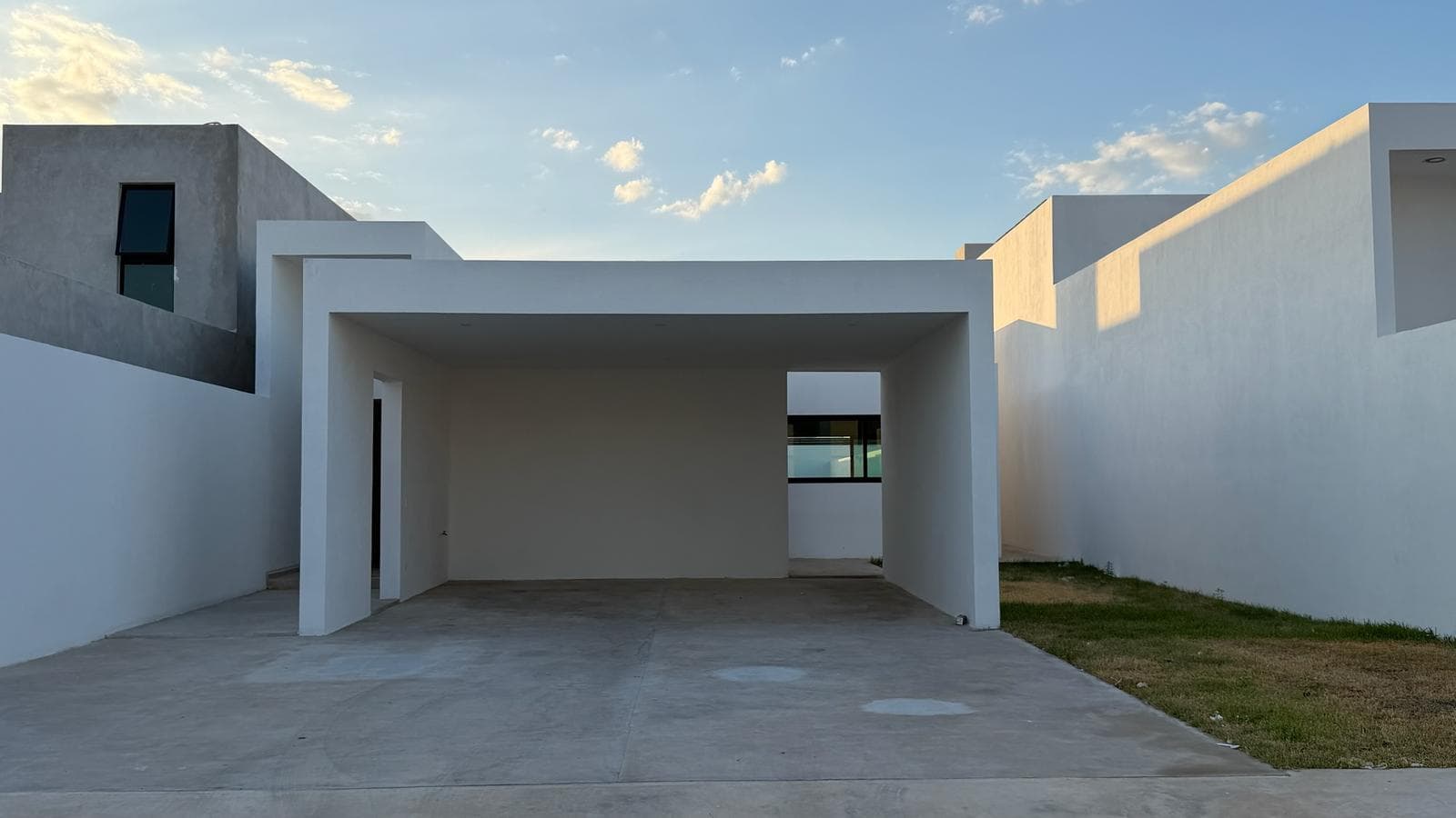 Single-story house for sale in Dzityá