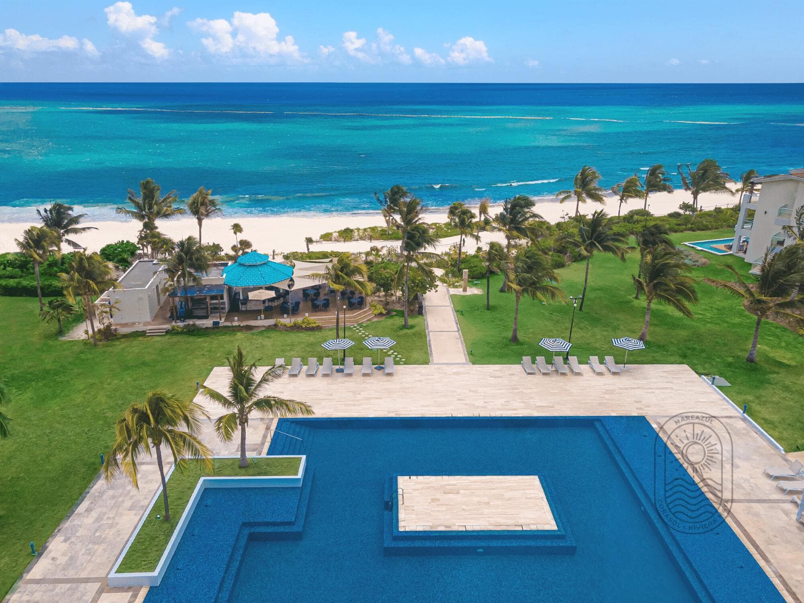 Apartment for sale with an ocean view