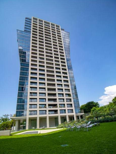EXCELLENT VIEWS OF THE RIVER — FORUM ALCORTA APARTMENT