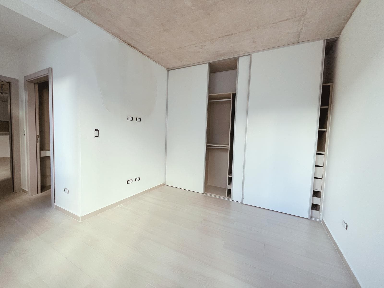 2-room apartment for sale in Palermo.