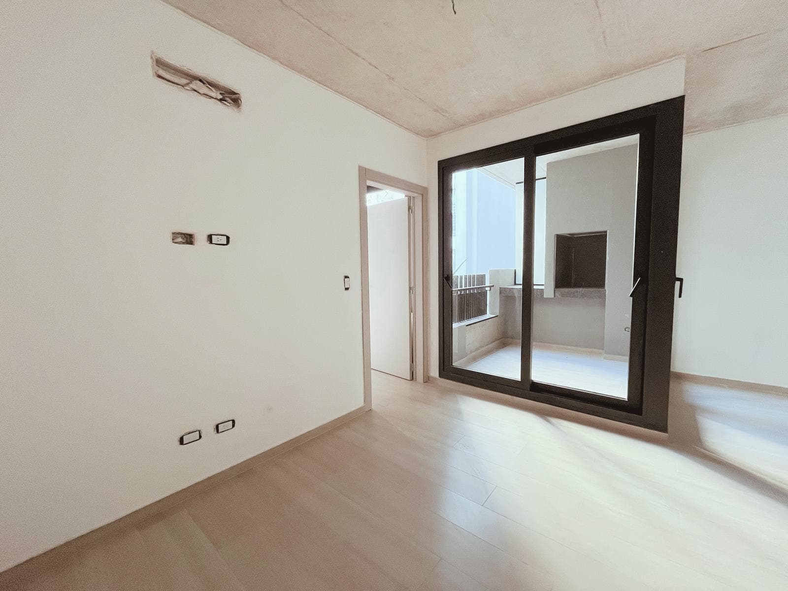 2-room apartment for sale in Palermo.