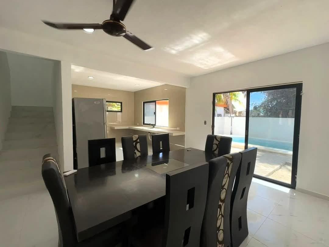 California Model Home in Chicxulub Puerto, 2 Blocks from the Ocean