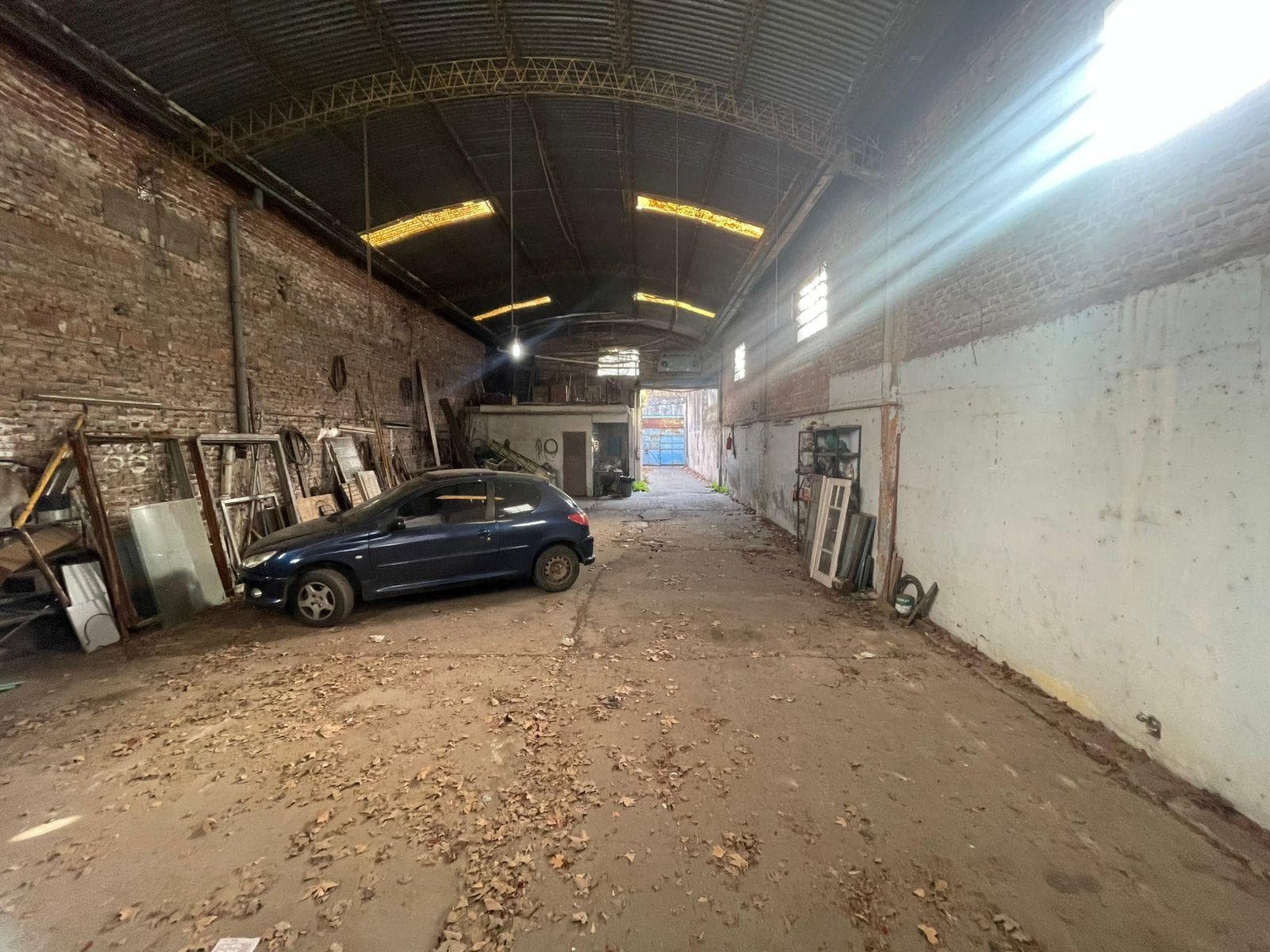 FOR SALE - Storage Warehouse / Land for Construction (Ground Floor + 10 Stories)