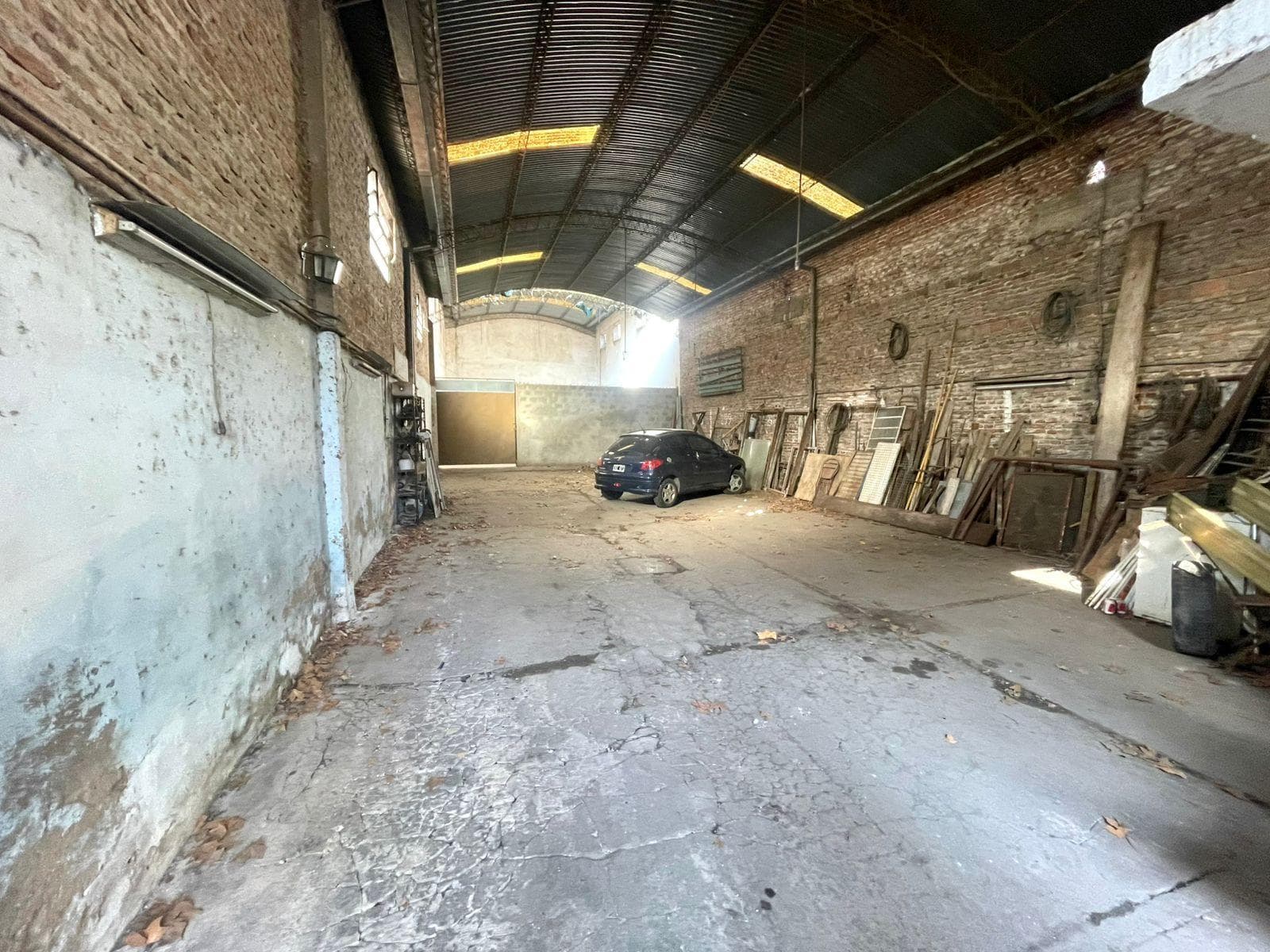 FOR SALE - Storage Warehouse / Land for Construction (Ground Floor + 10 Stories)