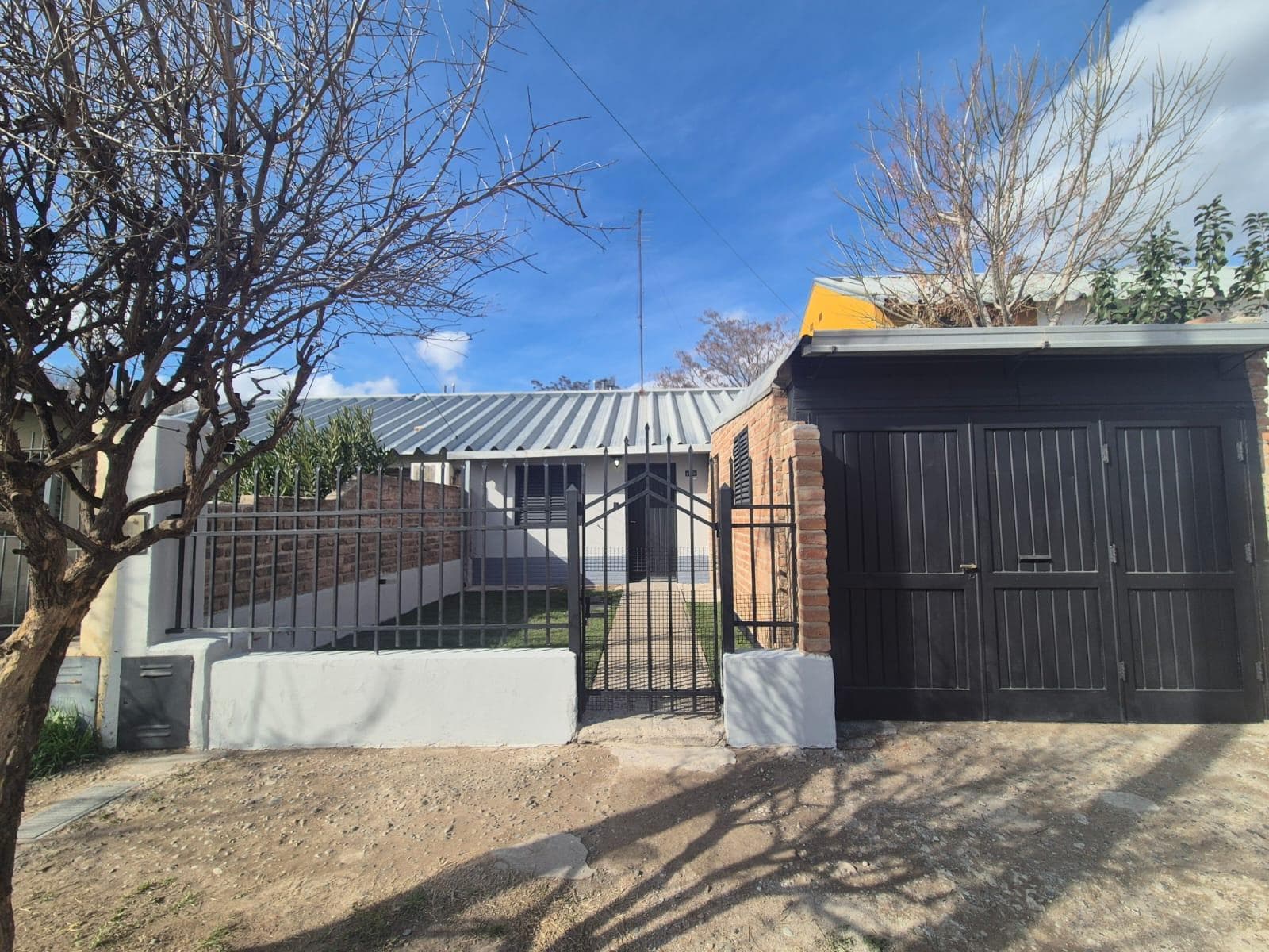 House for sale, 2 bedrooms, General Roca, Río Negro