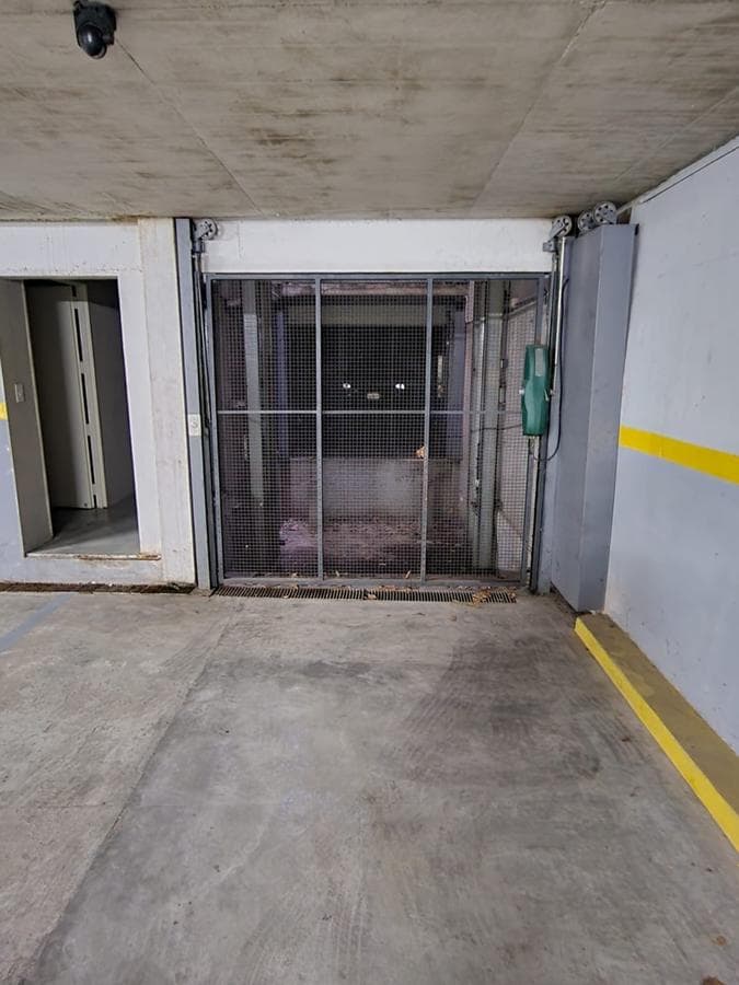 EXCELLENT PARKING SPACE FOR RENT ON THE SECOND BASEMENT LEVEL, JUST A FEW METERS FROM MAIPU AVENUE, OLIVOS