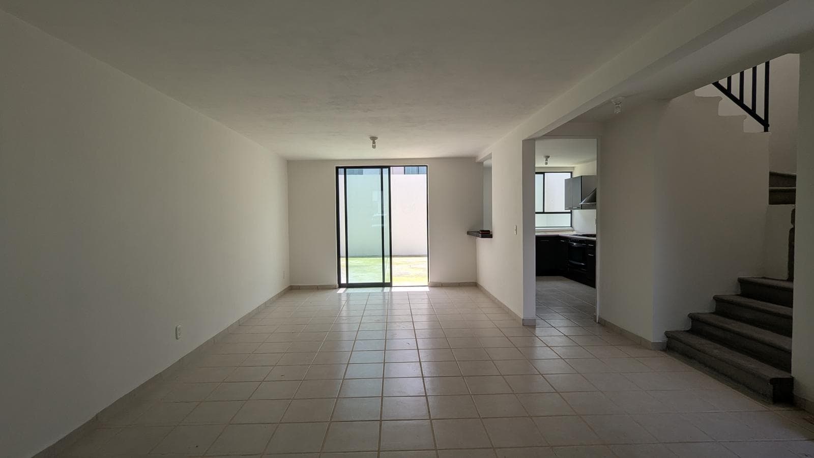 HOUSE FOR SALE IN ZINACANTEPEC, BOSQUES DE ICA RESIDENTIAL COMPLEX