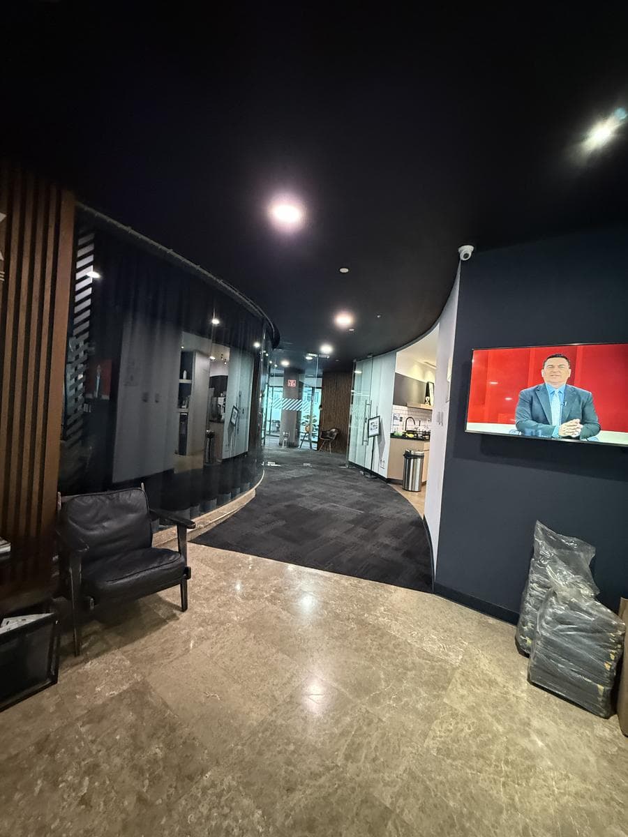 FULLY EQUIPPED OFFICE FOR RENT