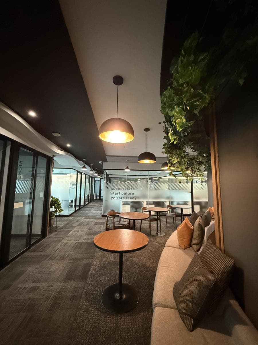FULLY EQUIPPED OFFICE FOR RENT
