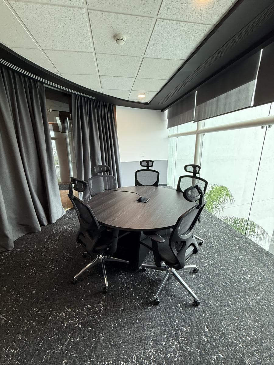 OFFICE FOR RENT - SANTA MARIA