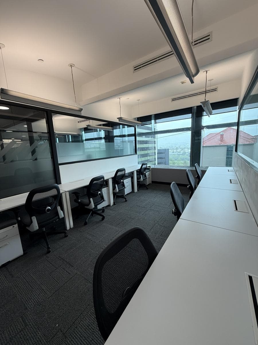 FULLY FURNISHED OFFICE FOR RENT