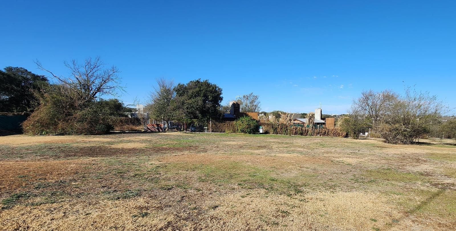 Lot in La Adela Unquillo, 636 meters — With title deed and utilities!!