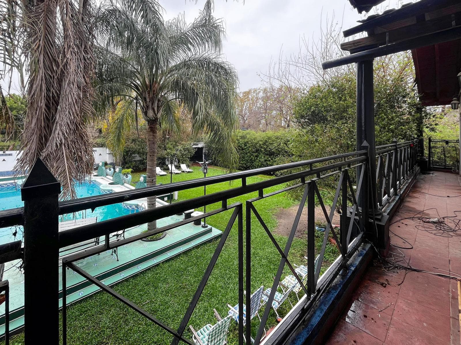 FOR SALE | TRADE - 5-bedroom house with a pool and yard - Garita 9, Funes.