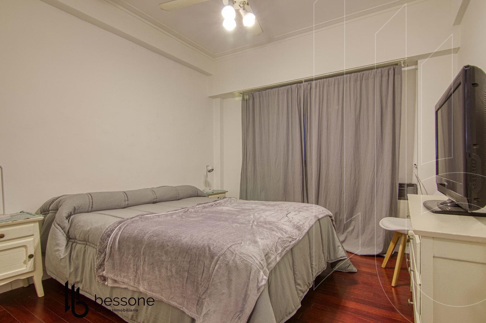 Apartment in Plaza Colón