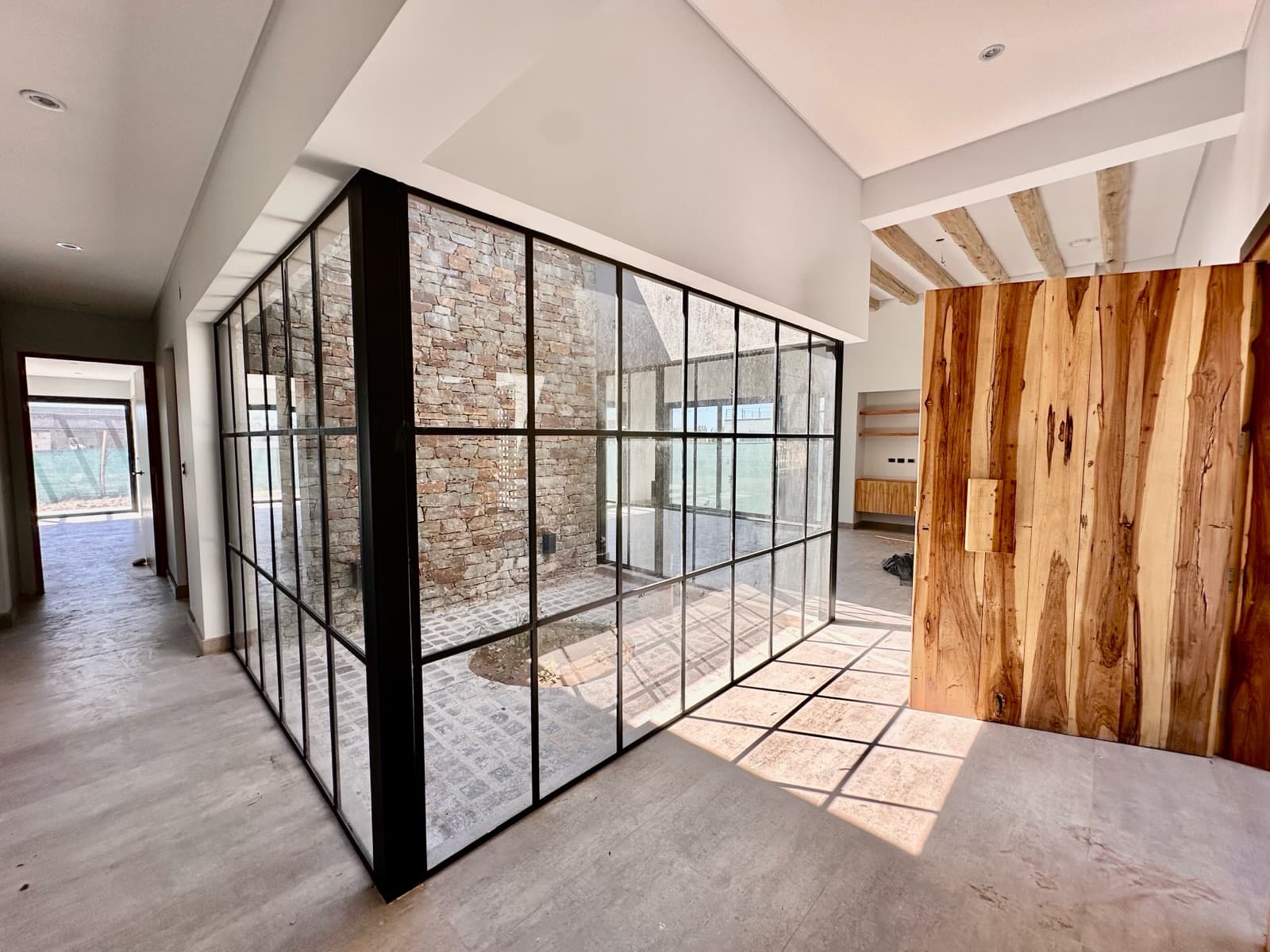 House in Chacras De Coria
