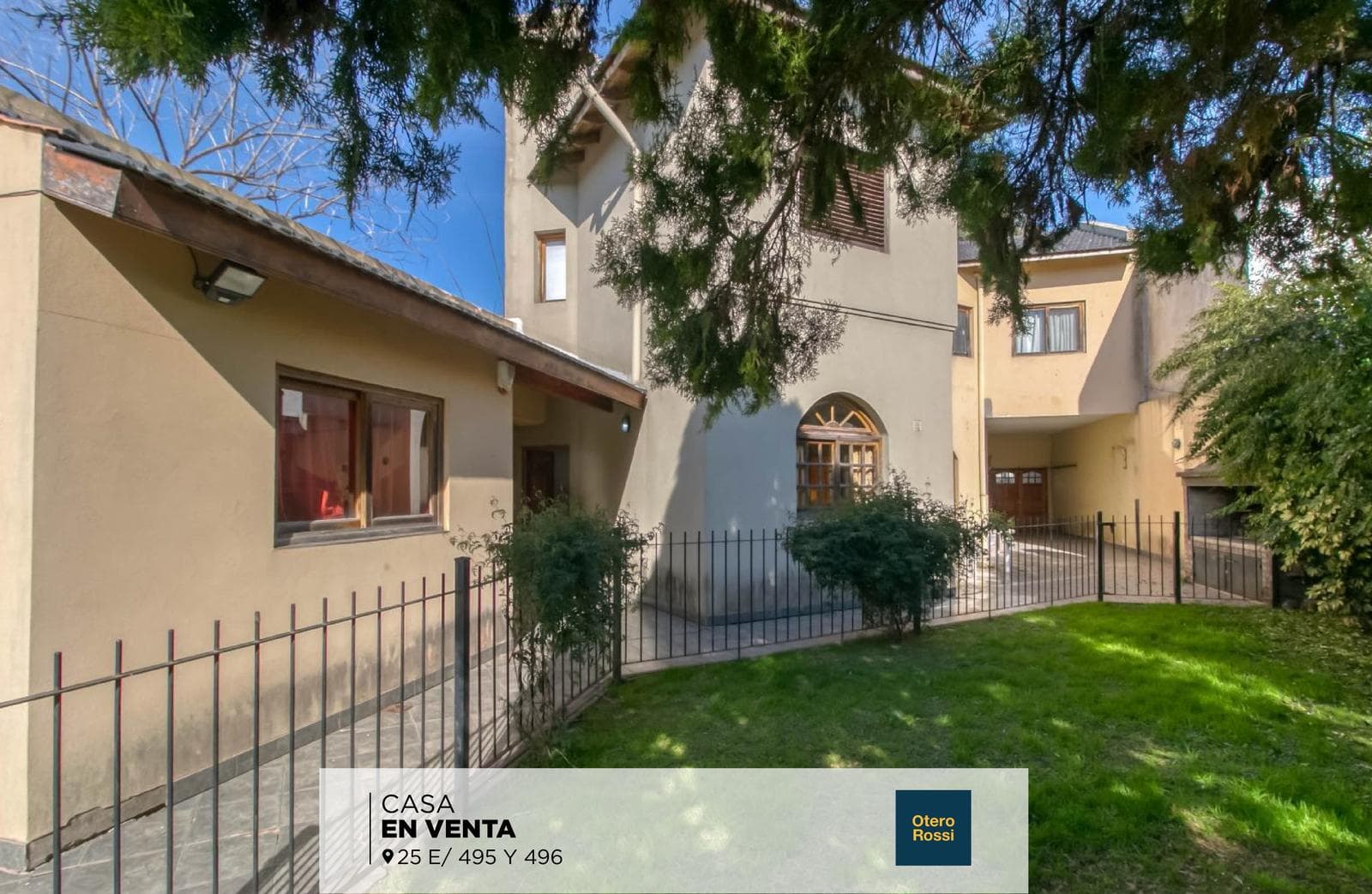 House for sale at 25 and 495 Gonnet. It has 3 bedrooms and an office, a yard, and a pool.
