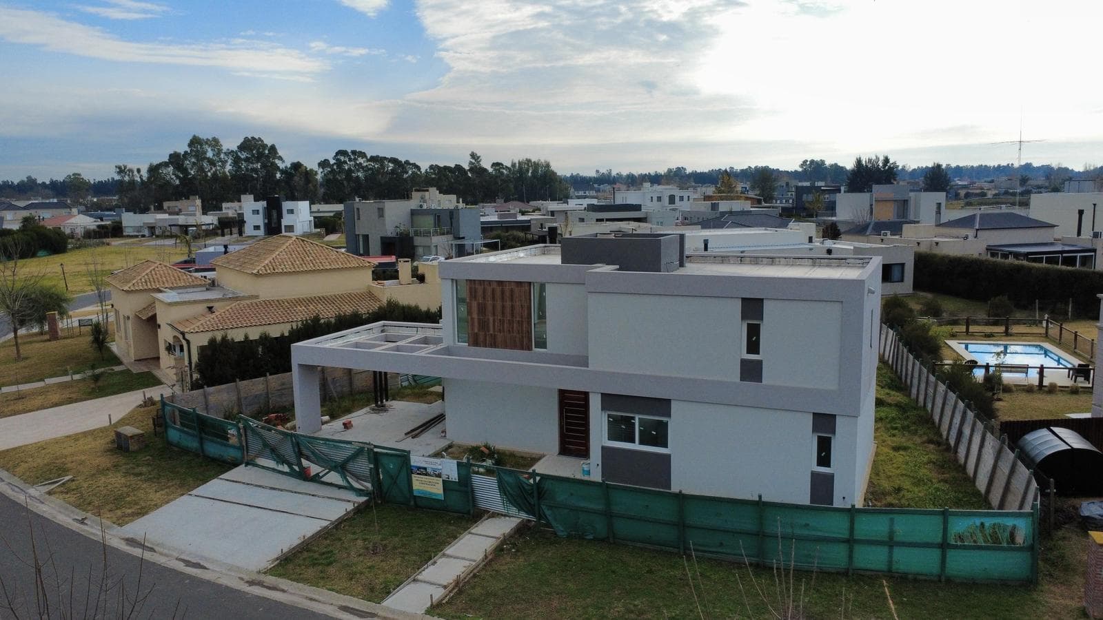 House for Sale in Santa Ines Canning