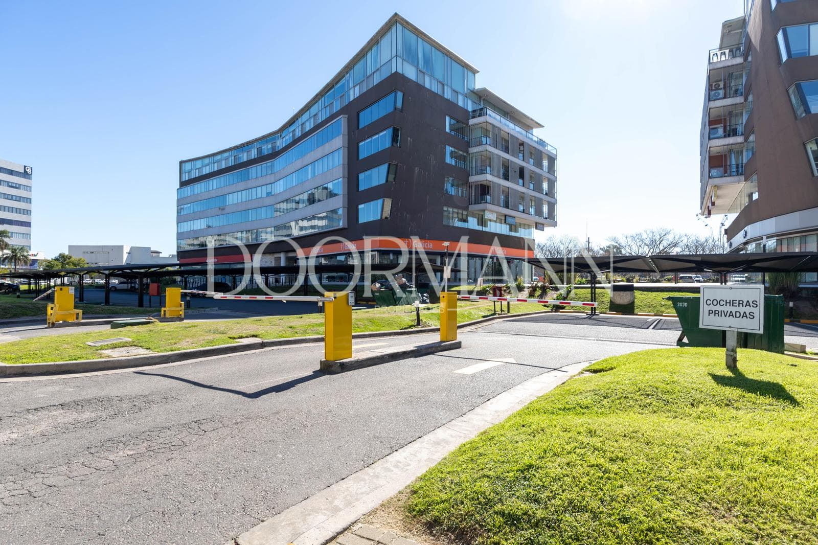 Office for Rent in Nordelta with Sign