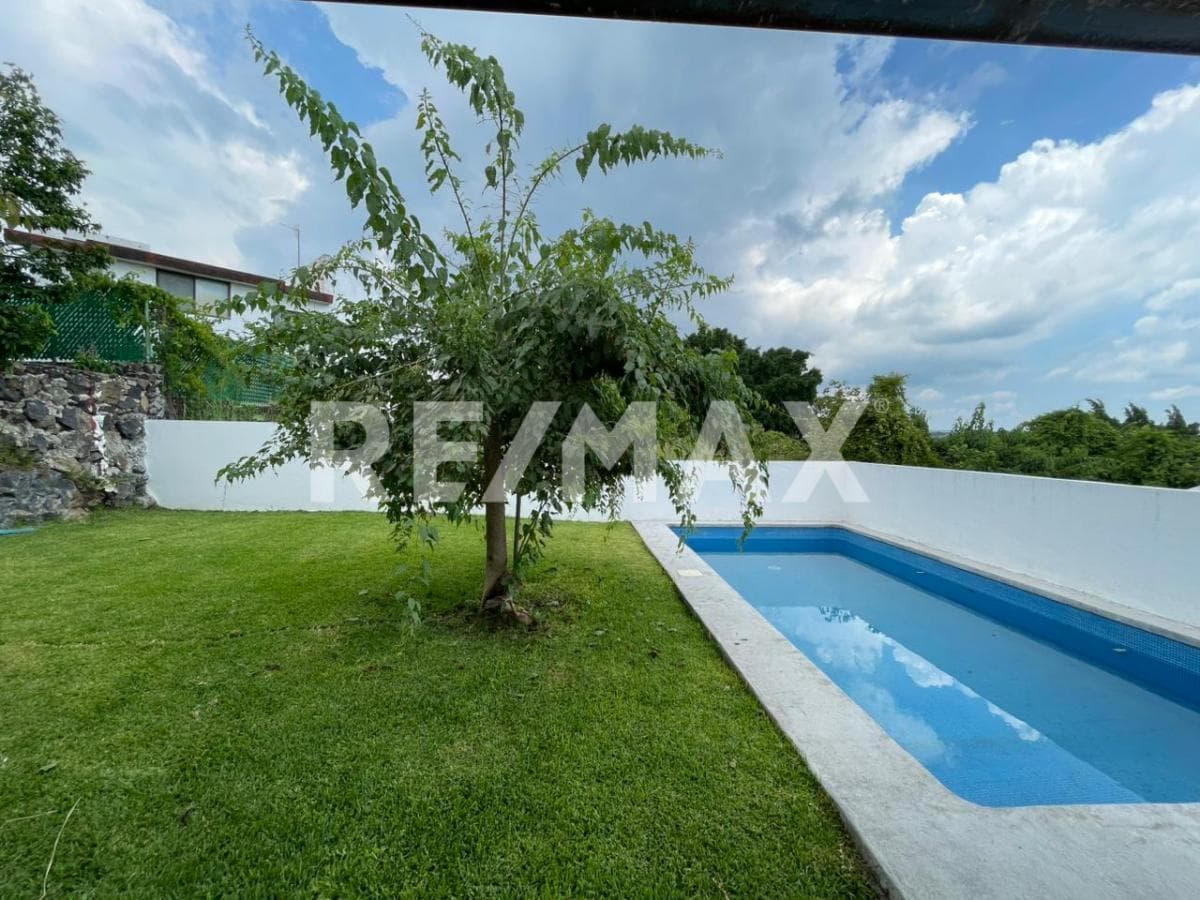 House for Sale in Morelos, Lomas de Cocoyoc