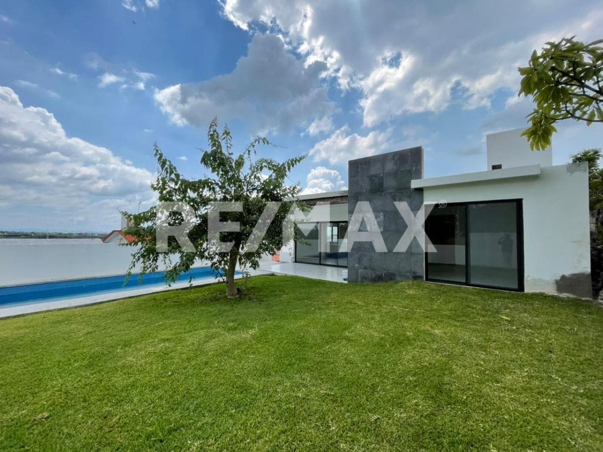 House for Sale in Morelos, Lomas de Cocoyoc