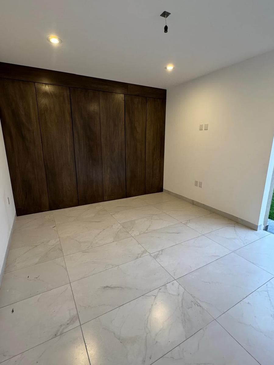 Casa de una planta en Canpuña del Bosque