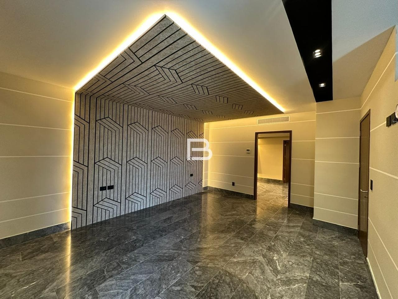 Shark Tower Cancun Apartment for Rent