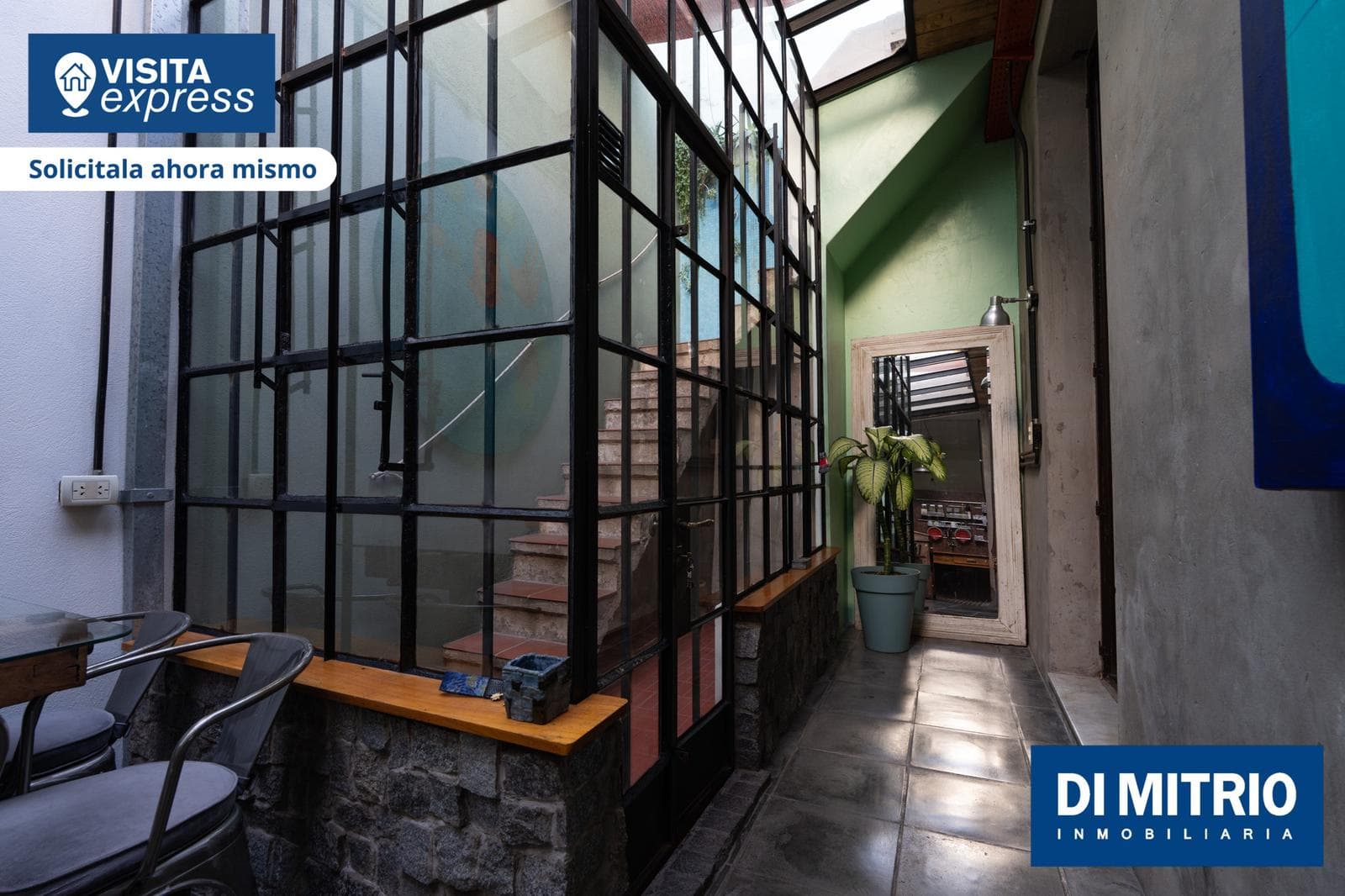 Villa Devoto: 4-bedroom house with a terrace; mortgage-eligible