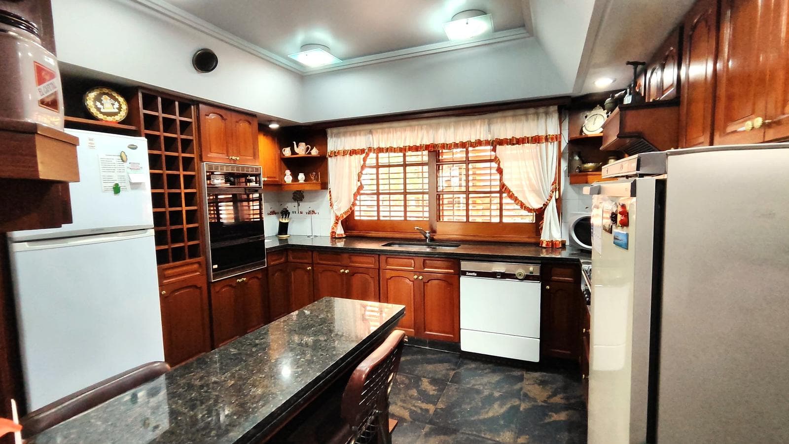 Premium House for Sale in Ramos Mejía Norte, with Garden and Pool "QUALIFIES FOR A LOAN"