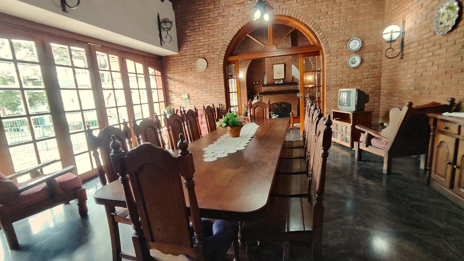 Premium House for Sale in Ramos Mejía Norte, with Garden and Pool "QUALIFIES FOR A LOAN"