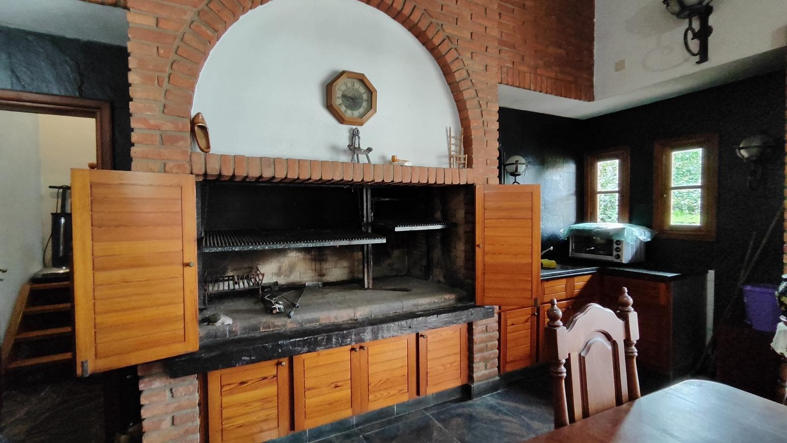 Premium House for Sale in Ramos Mejía Norte, with Garden and Pool "QUALIFIES FOR A LOAN"