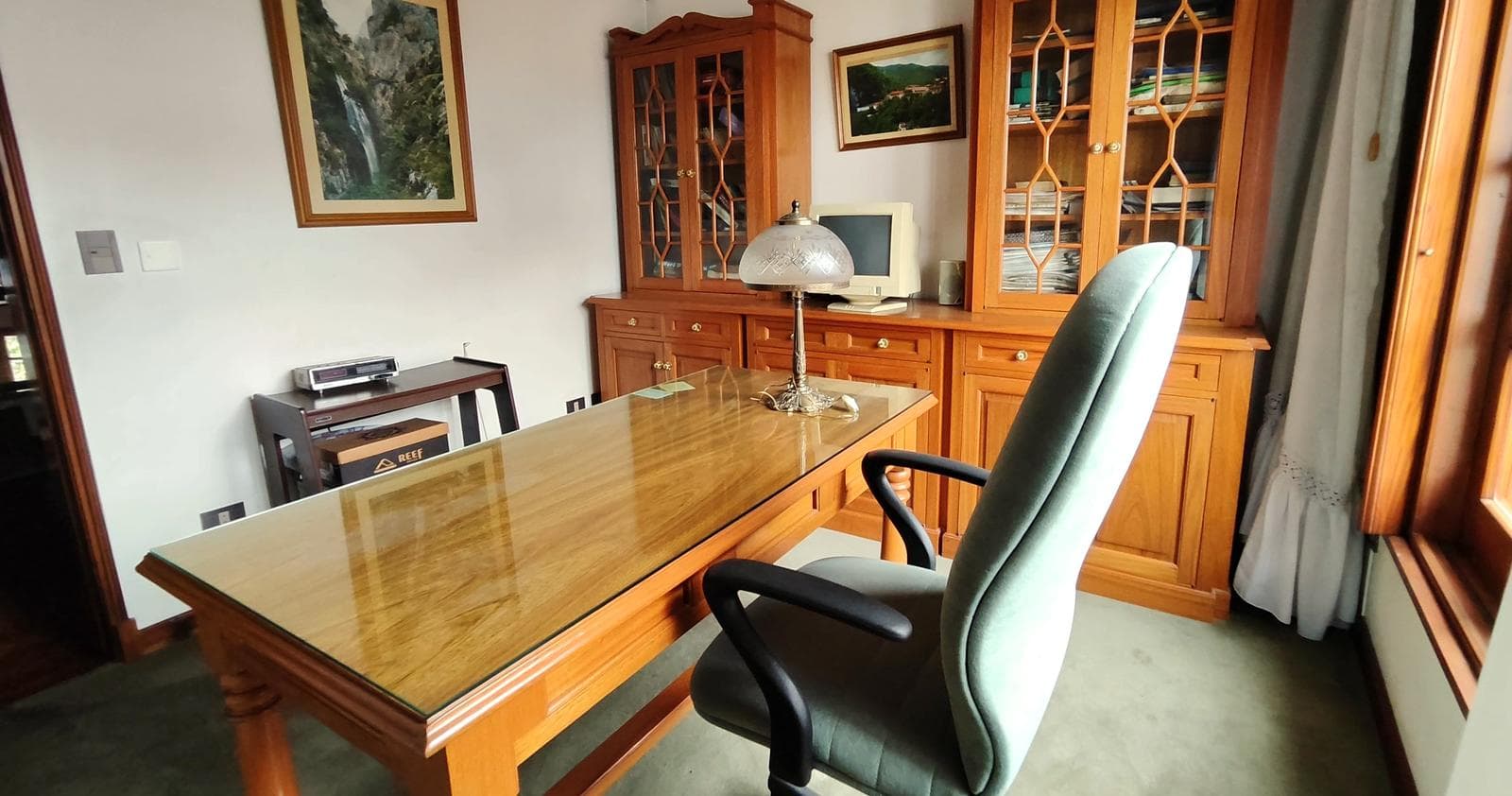 Premium House for Sale in Ramos Mejía Norte, with Garden and Pool "QUALIFIES FOR A LOAN"