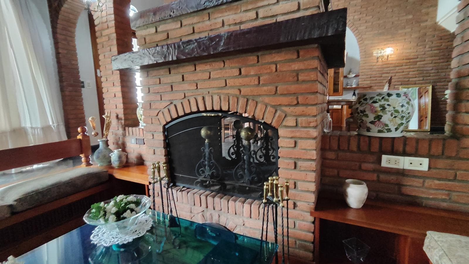 Premium House for Sale in Ramos Mejía Norte, with Garden and Pool "QUALIFIES FOR A LOAN"
