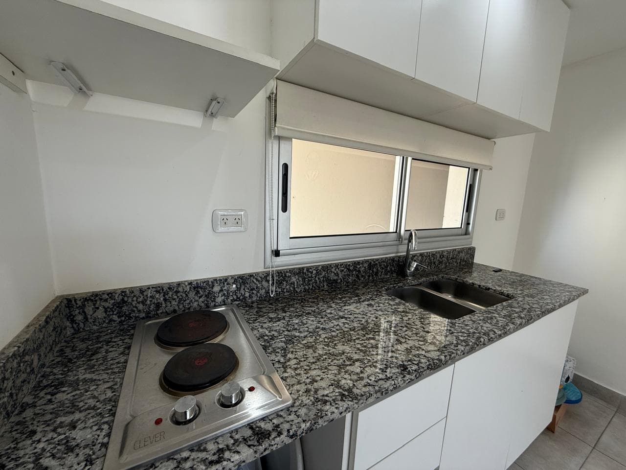 2-Bedroom Apartment in Downtown Escobar