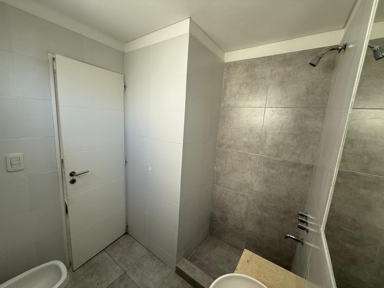 2-Bedroom Apartment in Downtown Escobar