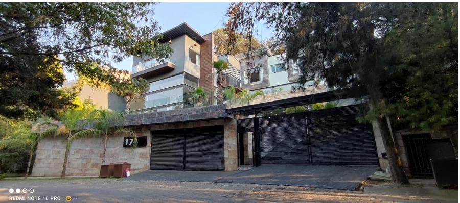 House for sale in the Campestre Residential Subdivision, Valle Escondido Golf Club.