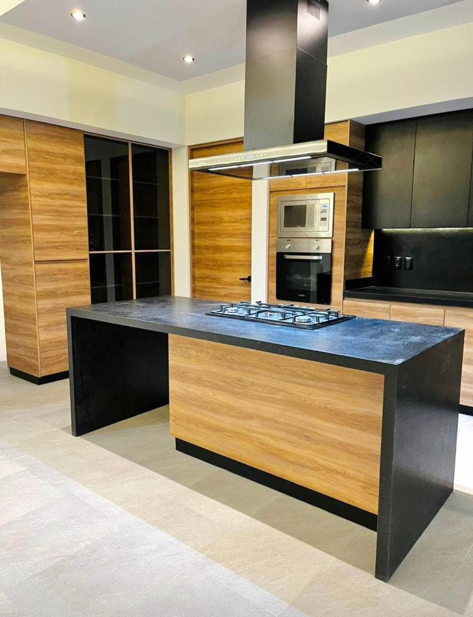 House for Sale in Lomas del Molino