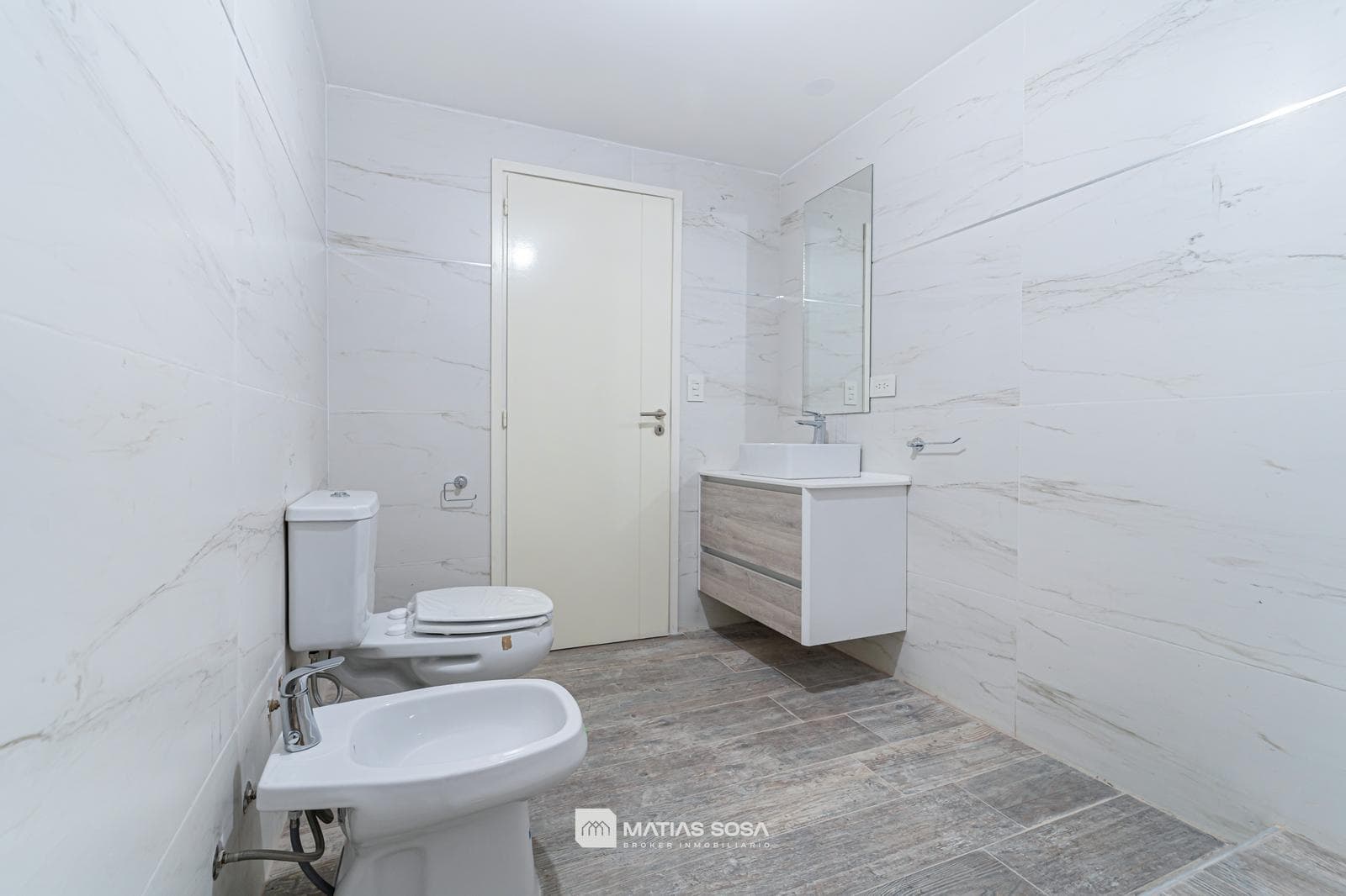 For Sale - Apartment - Playa Chica - Brand new