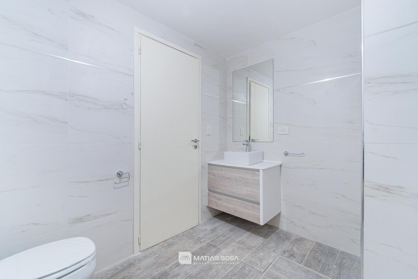 For Sale - Apartment - Playa Chica - Brand new